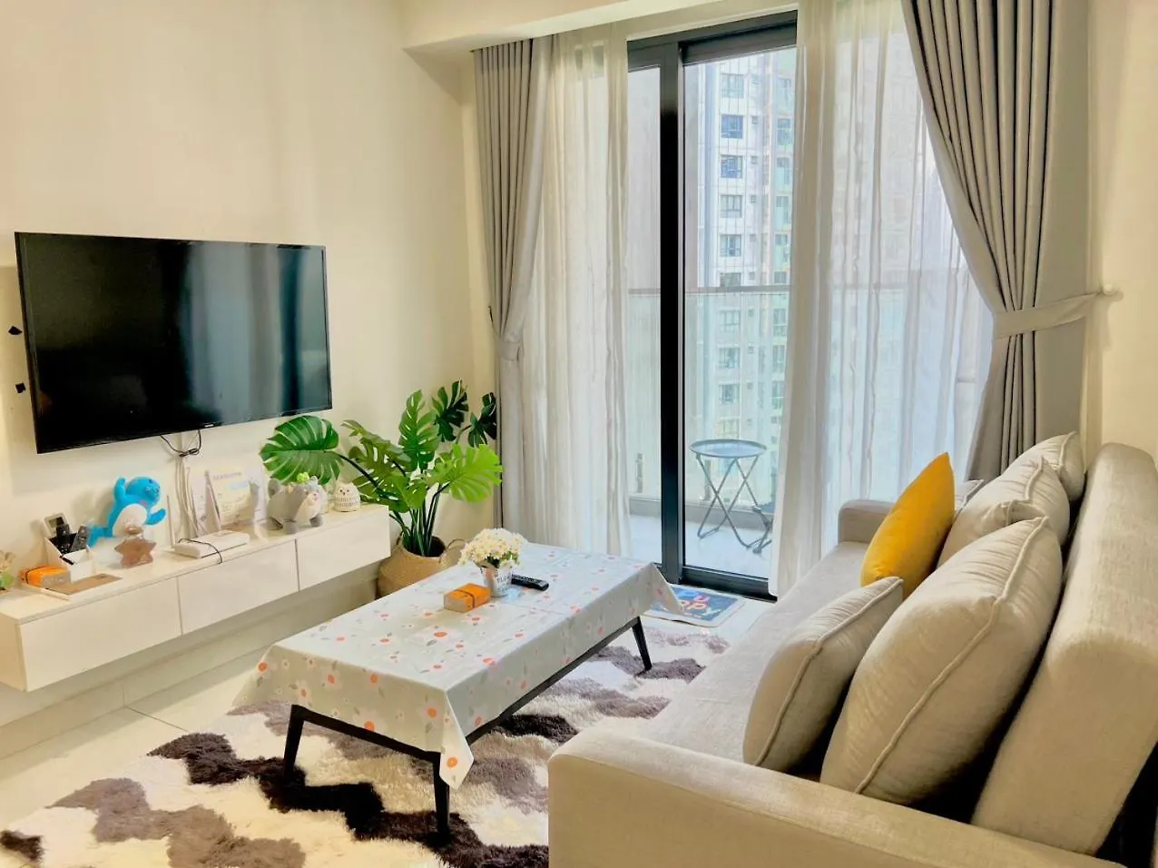 Apartment Cho Thue Can Ho 1Pn1Wc Full Noi That Dep Celadon City Aeon Mall Tan Phu Ho Chi Minh City Vietnam