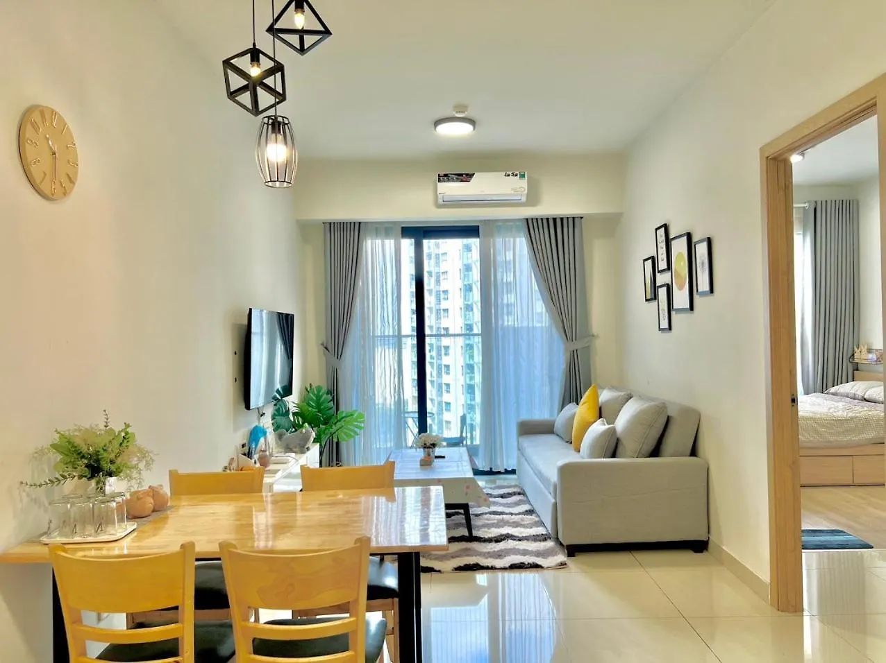 Cho Thue Can Ho 1Pn1Wc Full Noi That Dep Celadon City Aeon Mall Tan Phu Ho Chi Minh City